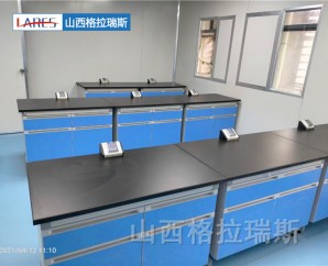 內(nèi)蒙古鋼木實(shí)驗(yàn)臺(tái)定制案例